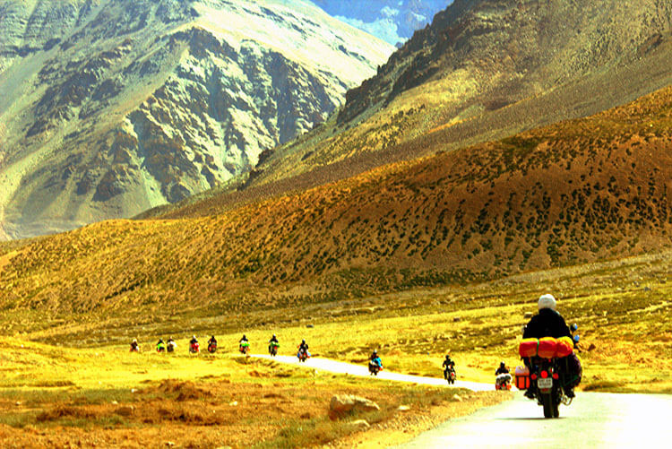 bike trip from srinagar to manali